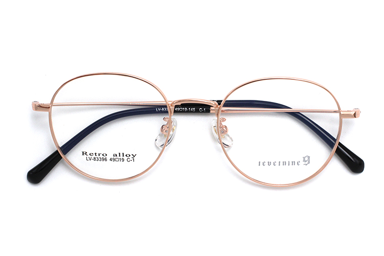 Armações de óculos da moda - ouro