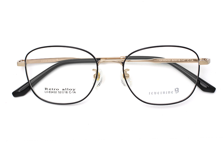 Arma&ccedil;&atilde;o &Oacute;ptica Metal - Preto e Dourado 