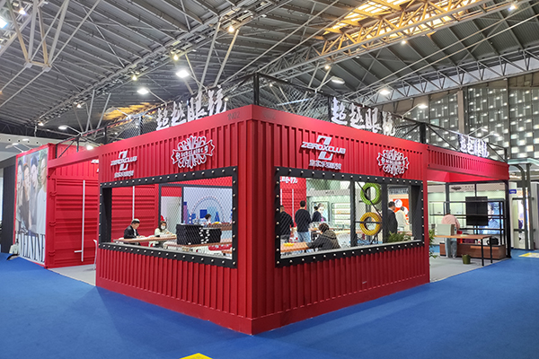 Participação da Danyang IU Eyewear no SIOF 2023