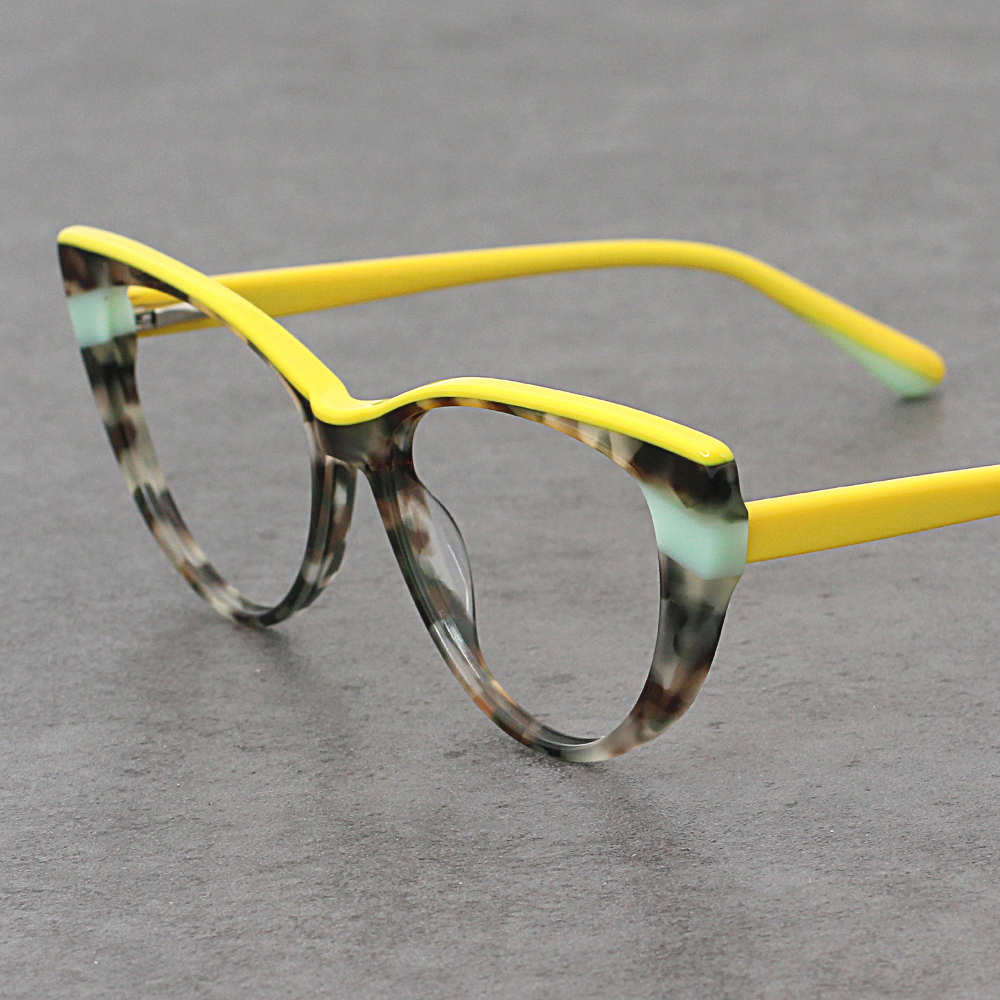 Arma&ccedil;&otilde;es &oacute;pticas de olho de gato