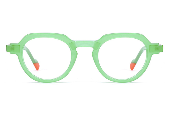 Molduras de acetato feitas à mão