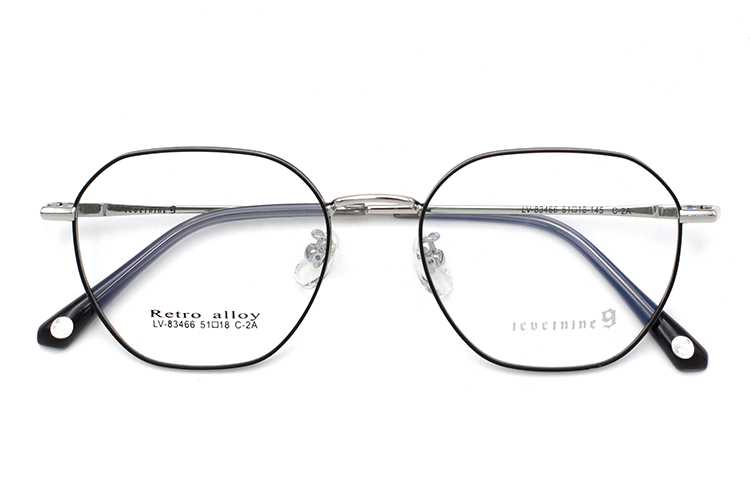 &Oacute;culos com Arma&ccedil;&atilde;o Met&aacute;lica - Cinza e Preto