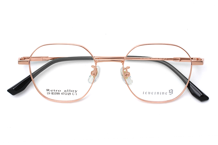 &Oacute;culos Arma&ccedil;&atilde;o Met&aacute;lica - Dourado