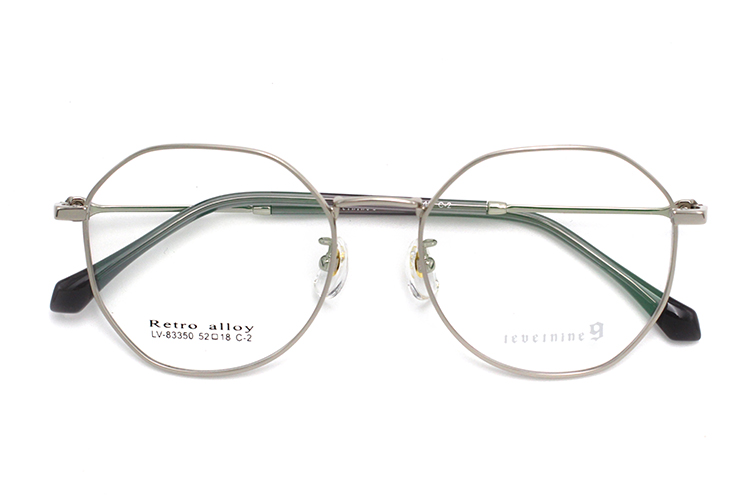 &Oacute;culos Fashion Metal - Prata