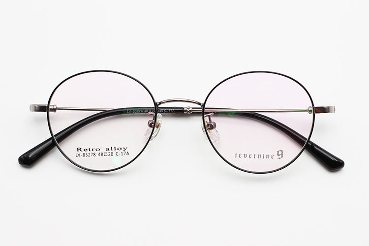 &Oacute;culos grossos com arma&ccedil;&atilde;o dourada personalizados