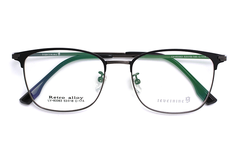 &Oacute;culos Retangulares - Arma e Preto