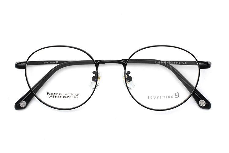 Arma&ccedil;&otilde;es &oacute;pticas fashion - pretas