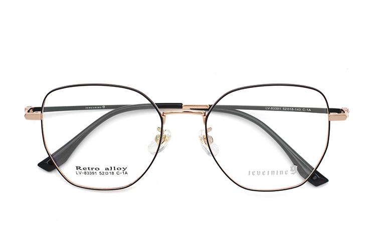 Arma&ccedil;&otilde;es de &oacute;culos luxuosas pretas - douradas